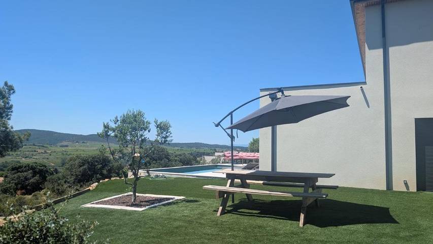 Location de vacances pour 10 personnes, avec vue ainsi que piscine et jardin à Saint-André-de-Roquelongue - 4
