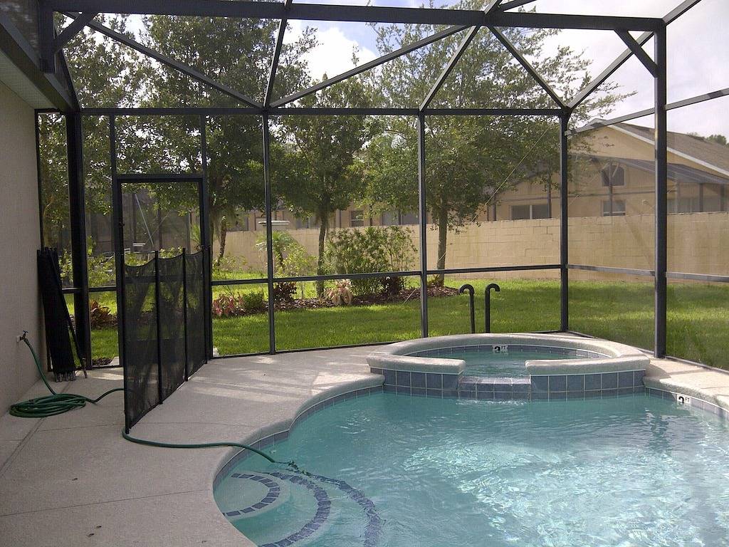 Luxusvilla mit 4 Schlafzimmern, Pool und Spa, in der Nähe von Disney in Haines City, Zentral Florida