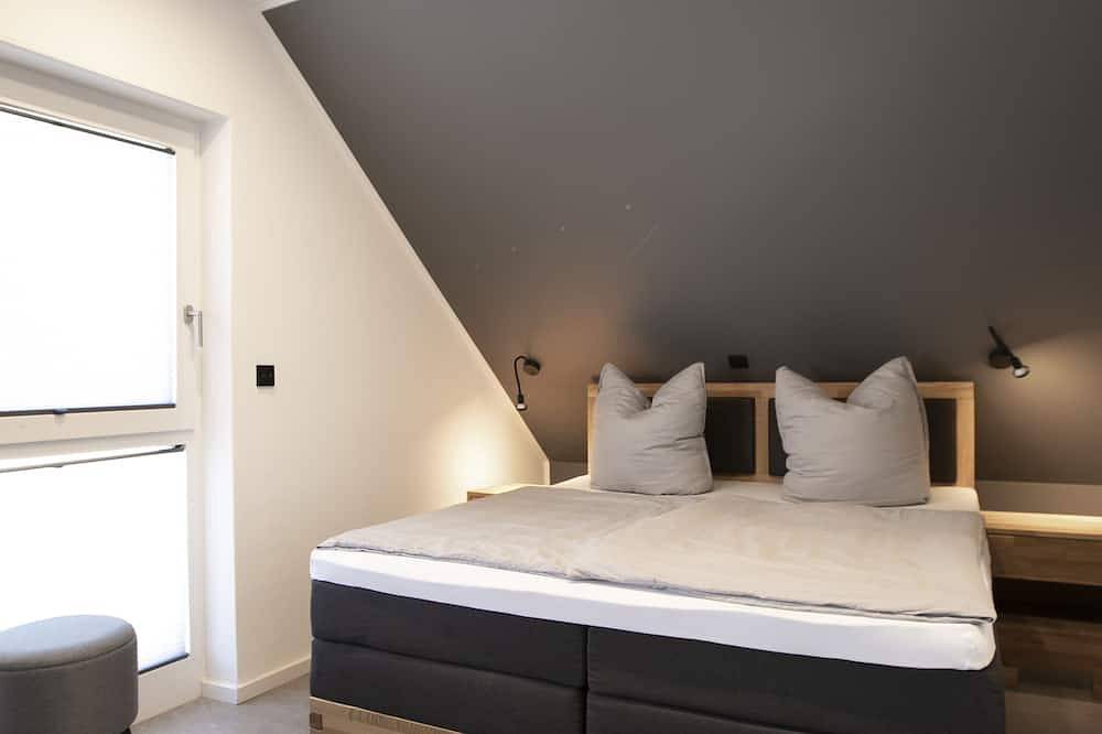 Haus Relax, mit Außen Whirlpool und Sauna zur alleinigen Nutzung, 300m zum See in Göhren-Lebbin, Fleesensee