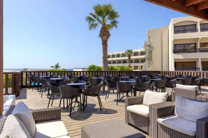 Hotel für 3 Personen, mit Balkon und Terrasse sowie Garten und Kinderpool auf Rhodos - 4
