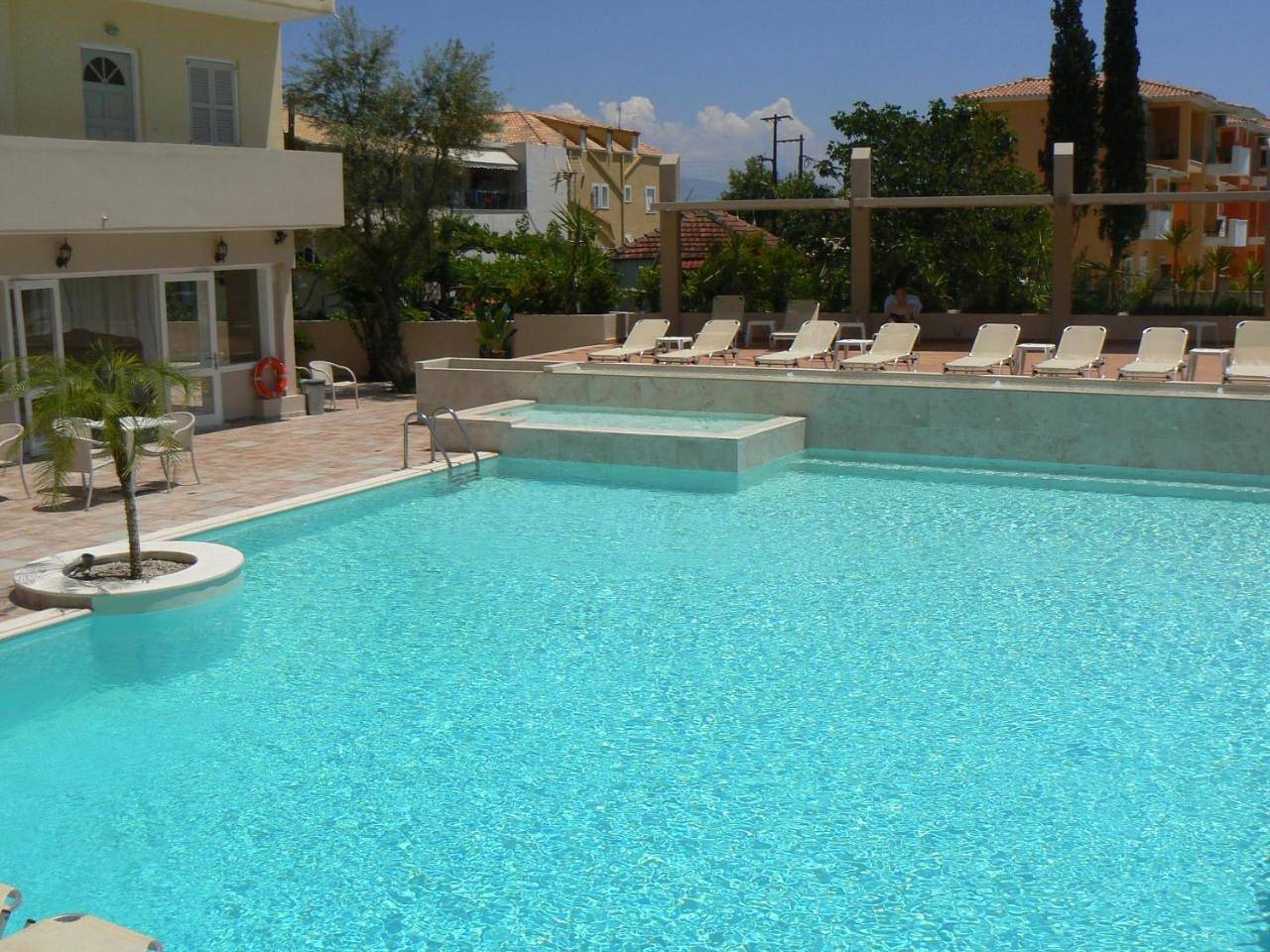 Happyland Hotel Apartments in Neochori (Leucade), Grèce