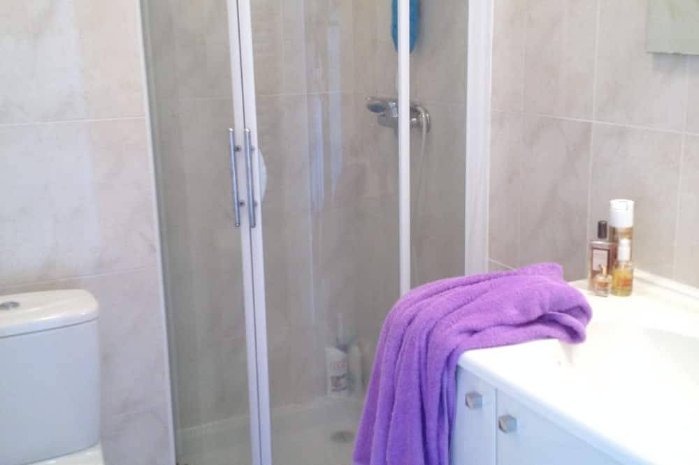 Entire apartment, Marina De San Ambroggio: Apartment/ flat - Sant Ambroggio in Sant Ambroggio, Lumio