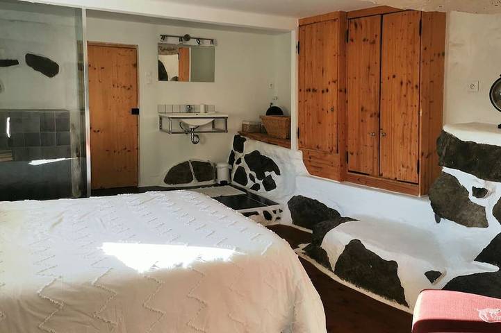 Gîte pour 2 personnes, avec terrasse, animaux acceptés à Felluns - 4