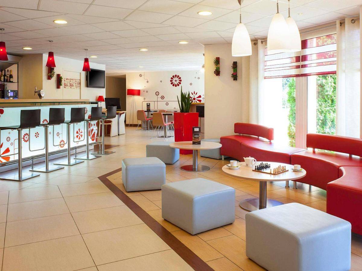 Ibis Velizy Jouy-En-Josas in Jouy-en-Josas, Yvelines