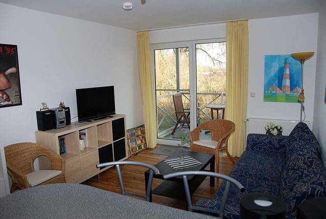 Ganze Wohnung, Ferienwohnung "Aal" mit seitlichem Wasserblick in Kirchdorf (Poel), Nordwestmecklenburg (Wismar und Umgebung)