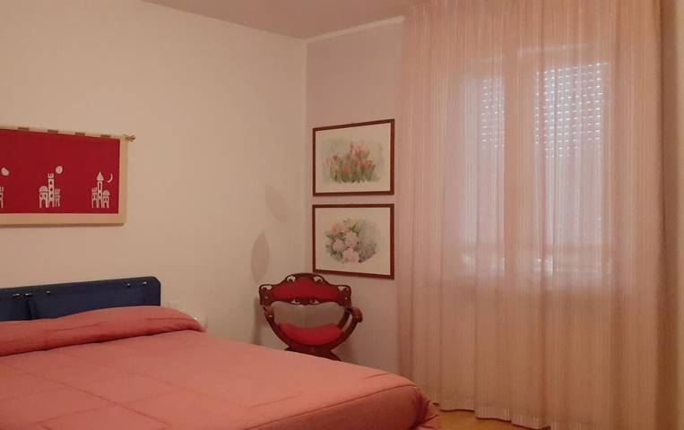 Location de vacances pour 2 personnes, avec jardin ainsi que vue et terrasse à Premariacco - 2