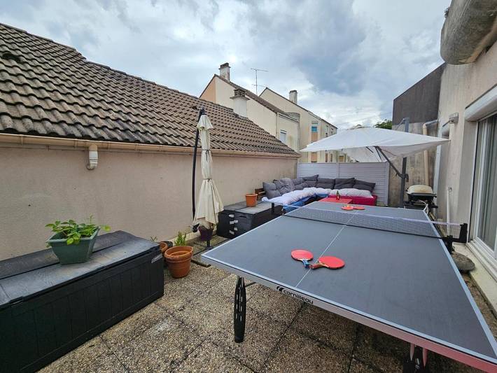 Gîte pour 12 personnes, avec terrasse dans Roissy-en-Brie - 3