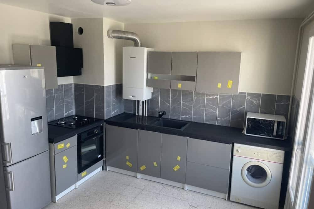 Entire apartment, Nice T3 air-conditioned apartment near beach bus in Montpellier, Côte d'Améthyste