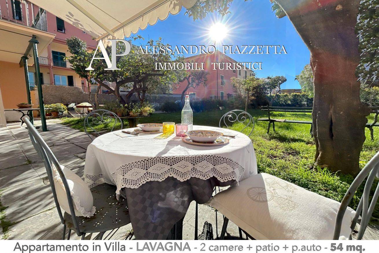 Apartamento entero, Casa Sherlock - Apartamento con plaza de aparcamiento sólo si está disponible y pequeña zona exterior con vistas a un agradable espacio verde de otra propiedad. in Lavagna, Lavagna Municipio