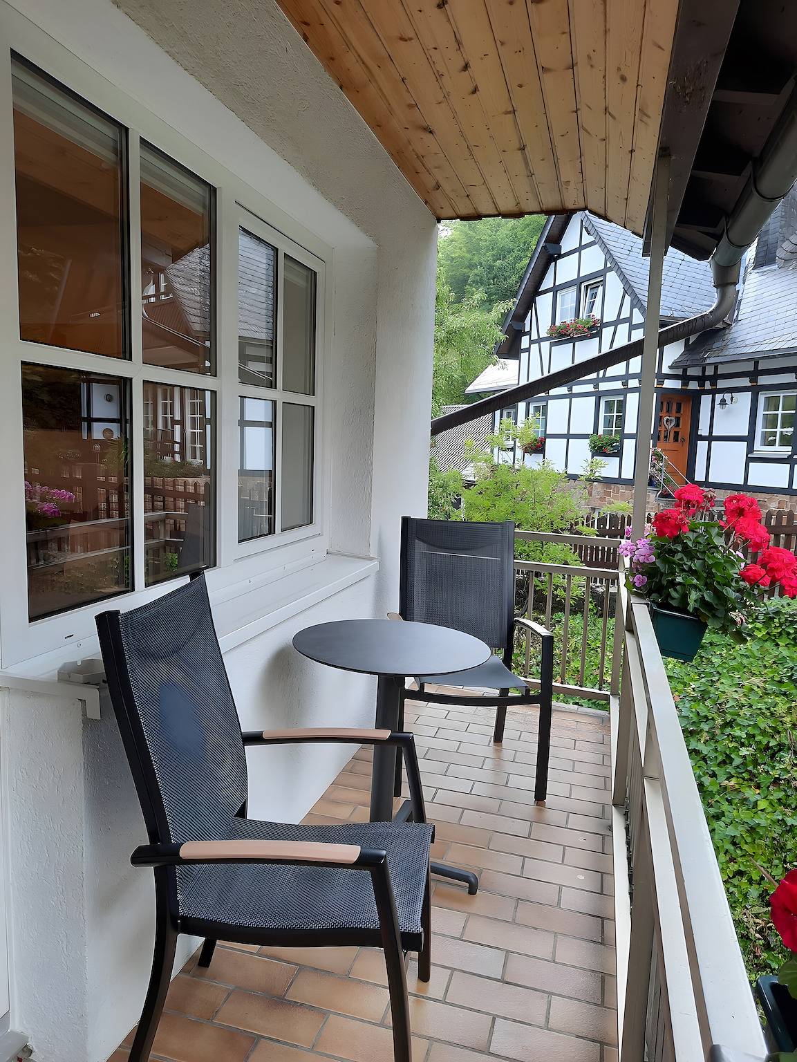 Zimmer 'Typ B Doppelzimmer mit Balkon' mit gemeinsamer Terrasse, Balkon und Wlan in Medebach, die Mittelgebirge