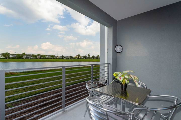 Apartamento de vacaciones para 6 personas, con piscina además de vistas al lago y jardín, Familias con niños - 1