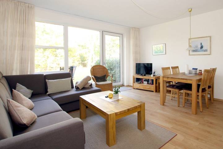 Ganze Wohnung, Ferienwohnung mit 2-Zimmern auf ca. 44m² mit Westterrasse in Wyk auf Föhr (Stadt), Wyk auf Föhr