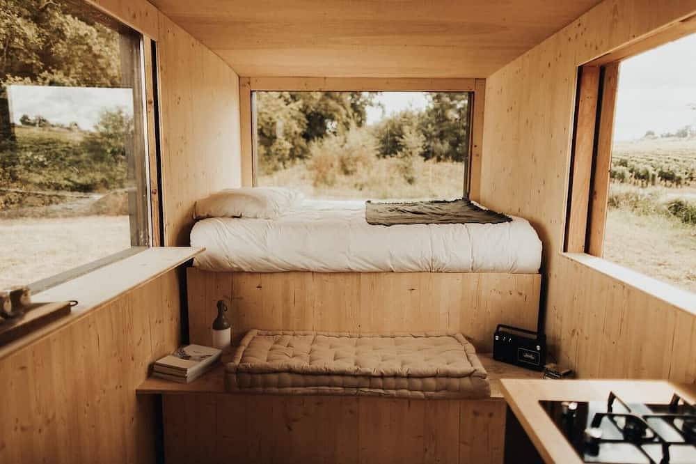 Tiny House in the heart of an organic Saint Emilion vineyard in Saint-Émilion, Libourne region