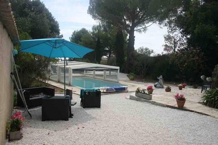 Maison de vacances pour 6 personnes, avec vue ainsi que terrasse et piscine