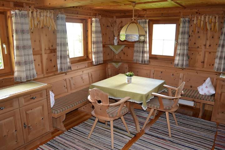 'Ferienhaus Obersäuling im Sommer' mit Bergblick, Garten und Wlan in Stummerberg, Ski-Optimal Hochzillertal