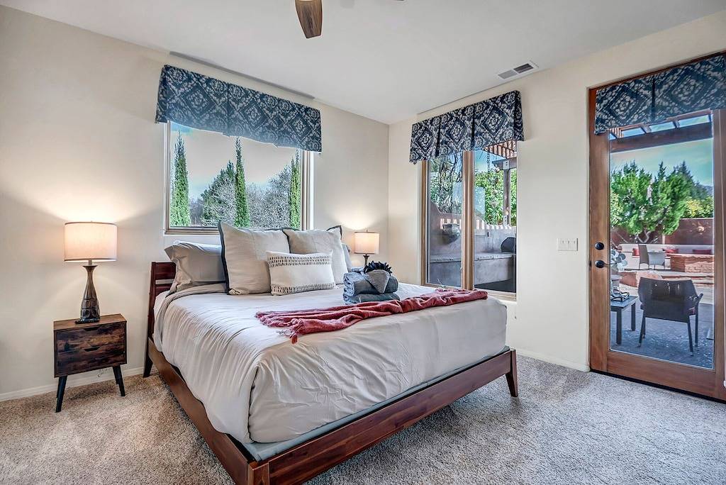 Sedona Dream Weaver: Luxurious 3Br home with breathtaking Red Rock views. in Sedona, Oak Creek Canyon