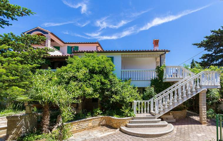 Ferienwohnung für 3 Personen, mit Pool und Garten sowie Balkon in Pula-Medulin - 2