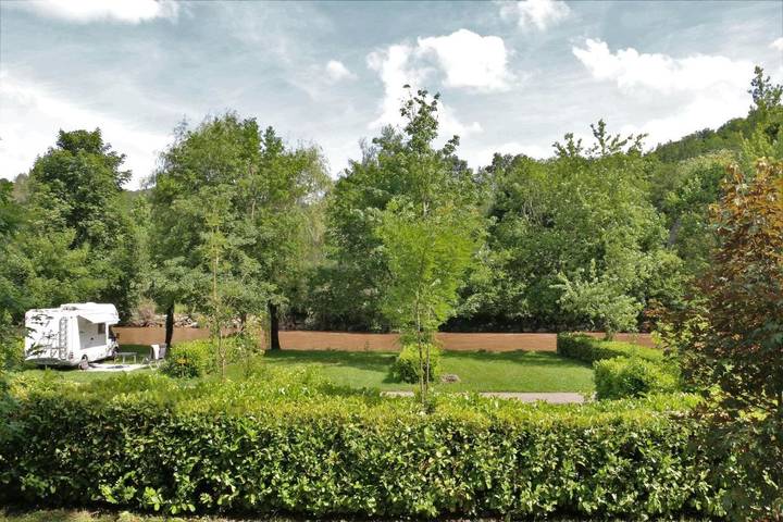 Location de vacances pour 4 personnes, avec balcon ainsi que bassin pour enfant et piscine à Najac - 3