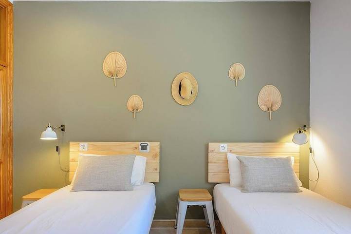 🌴 Villa Suki Ibiza – Plain-pied, piscine et jardin · 7 min Bossa in Sant Jordi de ses Salines, Sant Josep de sa Talaia