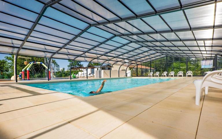 Resort für 6 Personen, mit Garten und Pool sowie Terrasse - 1