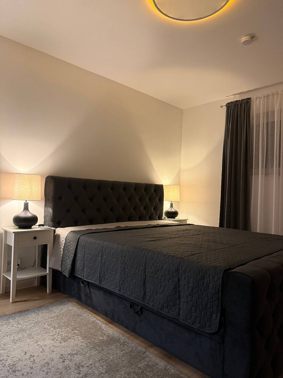 Ganze Wohnung, Noahs ferienoase - Luxusappartement, barrierefrei, Neubauwohnung, Stadtnähe, Bahnhofsnähe in Schortens, Nordseeküste