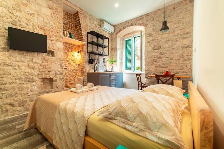 Maison d’hôte pour 4 personnes, avec jardin et vue à Split - 2