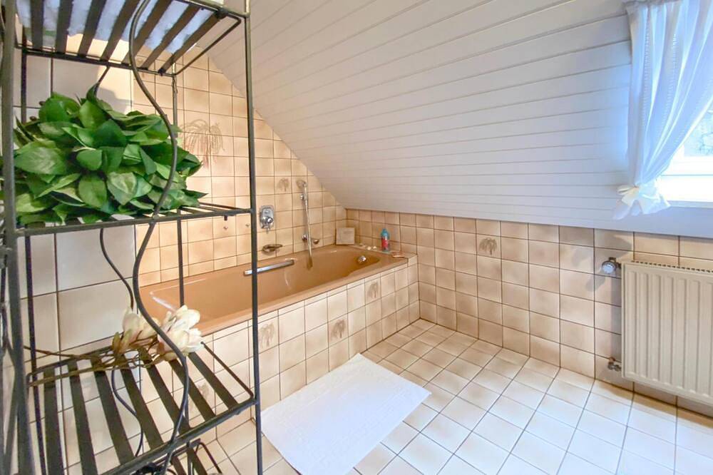 Ganze Wohnung, Gemütliche Ferienwohnung in Oberfranken in Weißenbrunn, Oberfranken