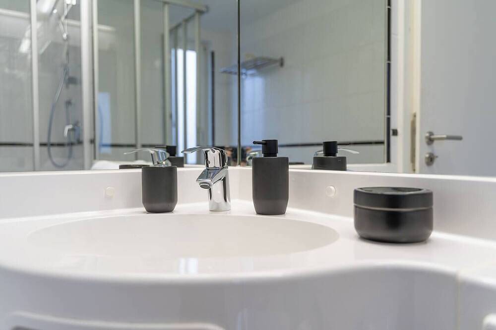 Apartamento entero, Rr | Cozy Apartment | Parking | Kitchen | Wifi in Magdeburgo, Elbe-Börde-Heide