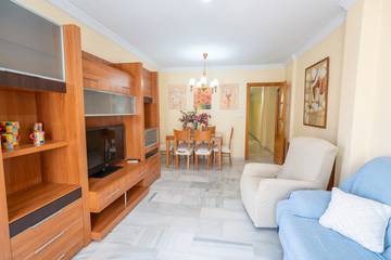 Apartamento para 6 Personas en Playa de Torre del Mar, Vélez-Málaga, Foto 1