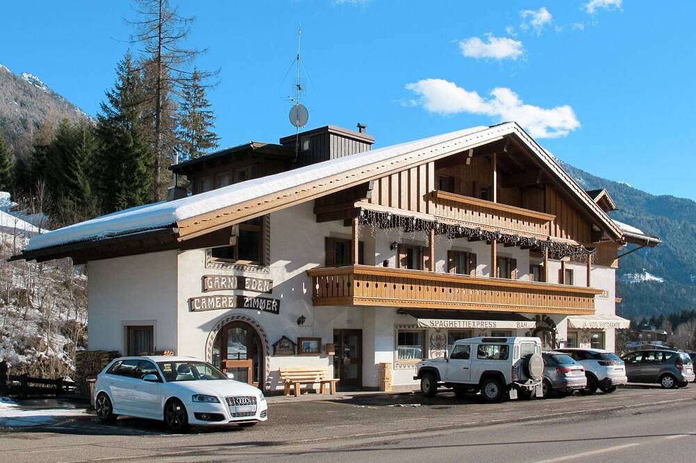Appartamento intero, Garni Eden by Interhome in Soraga, Dolomiti Superski