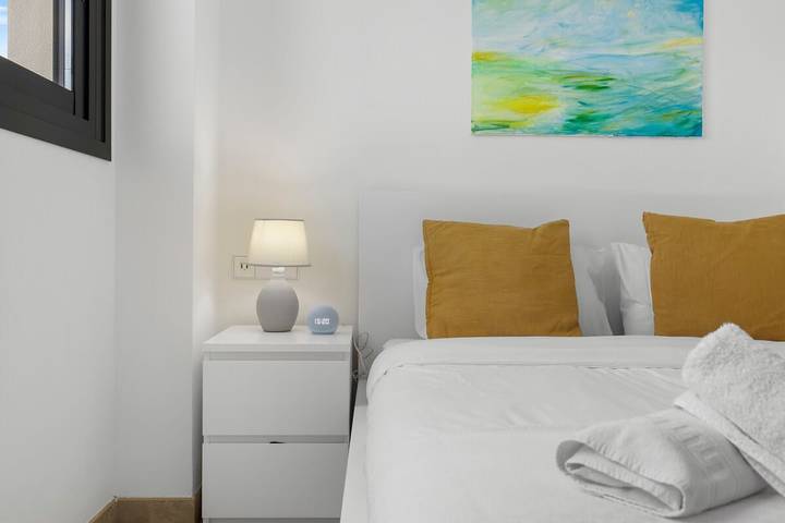 Apartamento entero, Stunning Infinity Pool apt by Costarentals in Estepona Old Town, Estepona