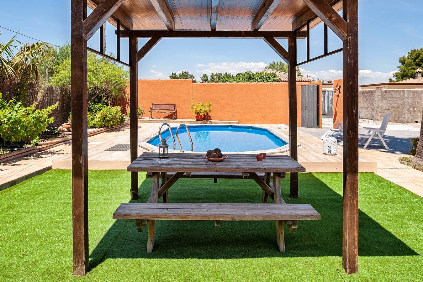 Fantástica casa de campo "Villa Lina" con gran piscina, terraza, jardín y Wi-Fi in Pago del Humo, Chiclana de la Frontera