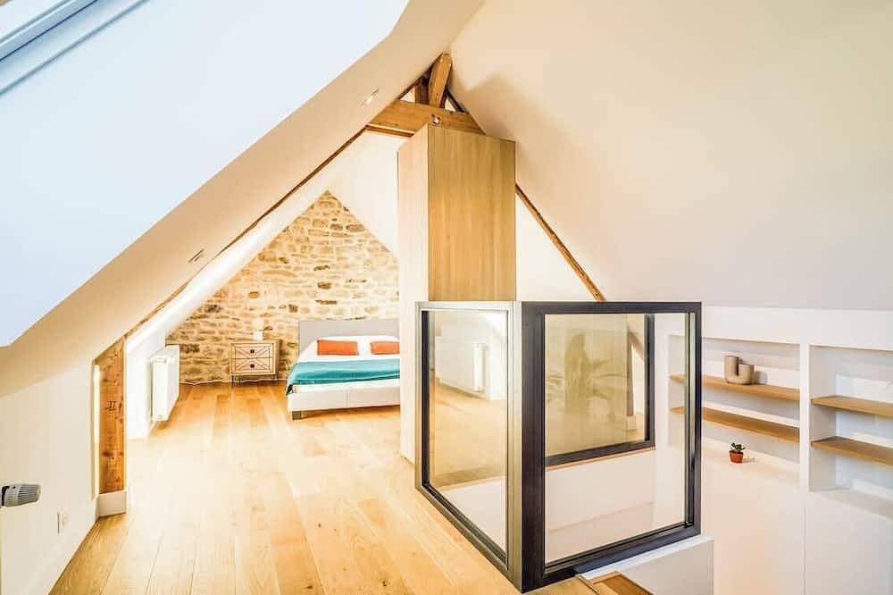 Entire apartment, Charme & lumière : duplex au bourg de Gestel in Gestel, Côte des Mégalithes