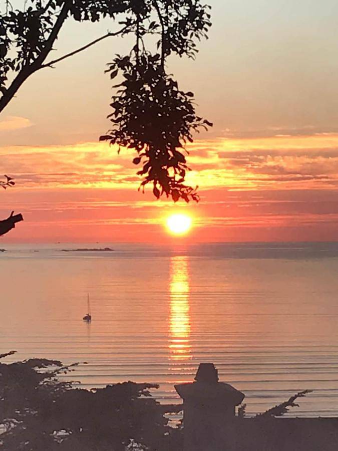 Location de vacances pour 4 personnes, avec vue et jardin à Saint-Michel-en-Grève - 3