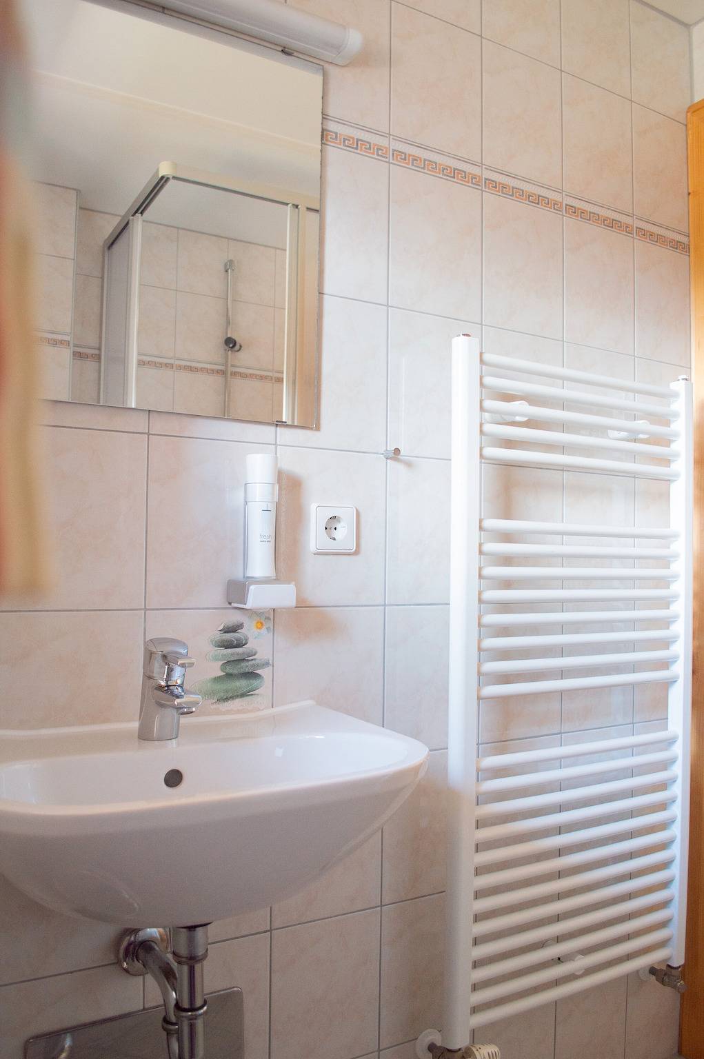 Ganze Wohnung, Ferienwohnung 'Enzian' mit gemeinsamer Terrasse, Balkon und Wlan in Wagrain, Ski Amadé