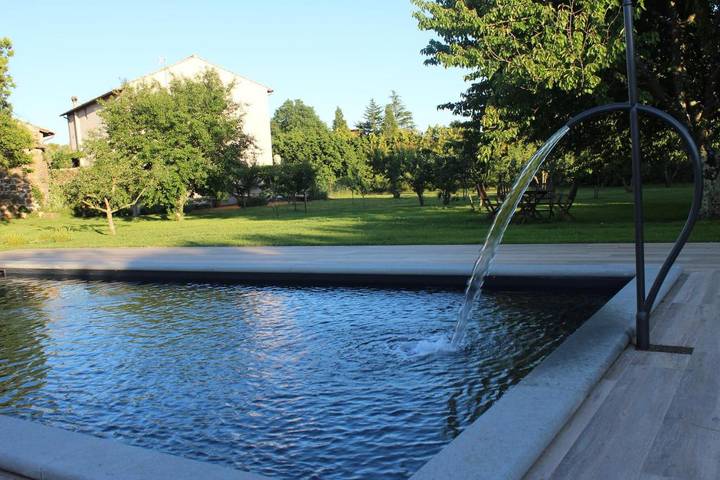 Gîte pour 2 personnes, avec piscine ainsi que jardin et vue à Vignanello