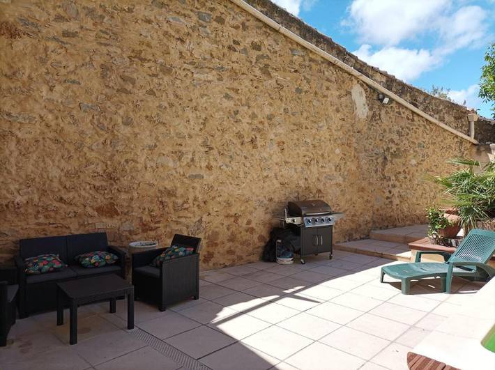 Location de vacances pour 10 personnes, avec terrasse et piscine à Fontcouverte - 4