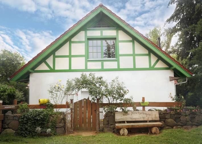 Ferienwohnung für 4 Personen, mit Garten und Ausblick in Beelitz