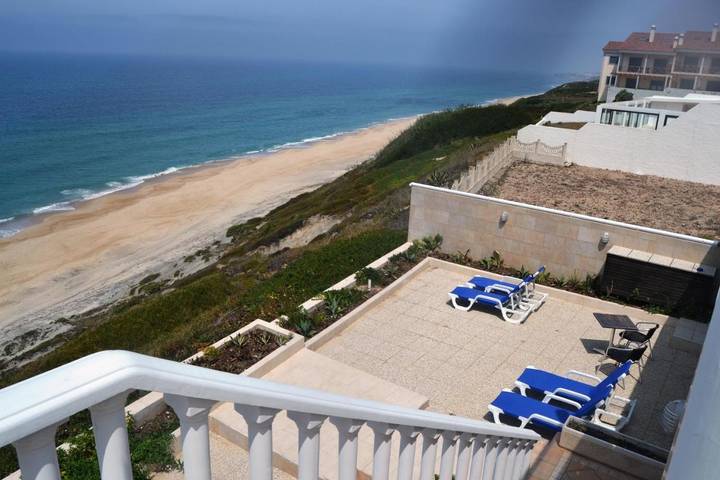 Maison d’hôte pour 2 personnes, avec terrasse ainsi que sauna et jacuzzi à Marinha Grande - 3