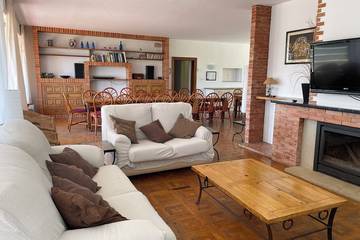 Villa With Pool for 25 People in Benidorm, Costa Blanca, Photo 1