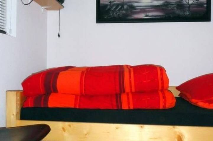 Bungalow für 3 Personen, mit Garten in Berlin - 2