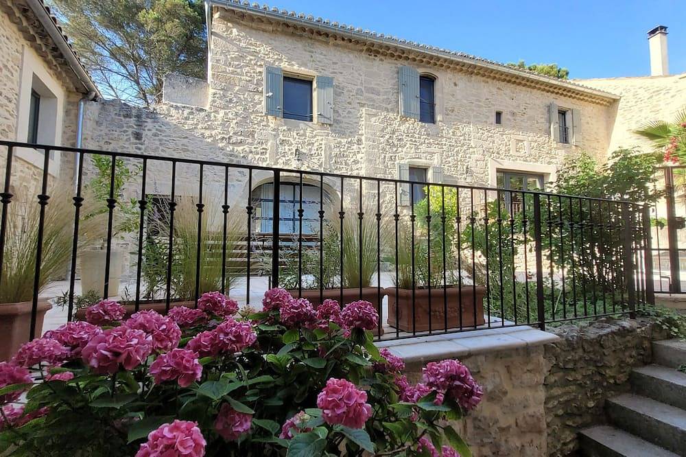 Ganze Wohnung, Self-contained studio located in Mas Saint-Raphaël in Solérieux, Nyons und Umgebung
