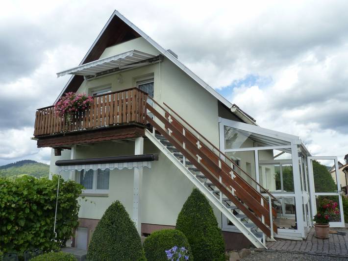 Ferienwohnung für 3 Personen, mit Balkon in Floh-Seligenthal - 2