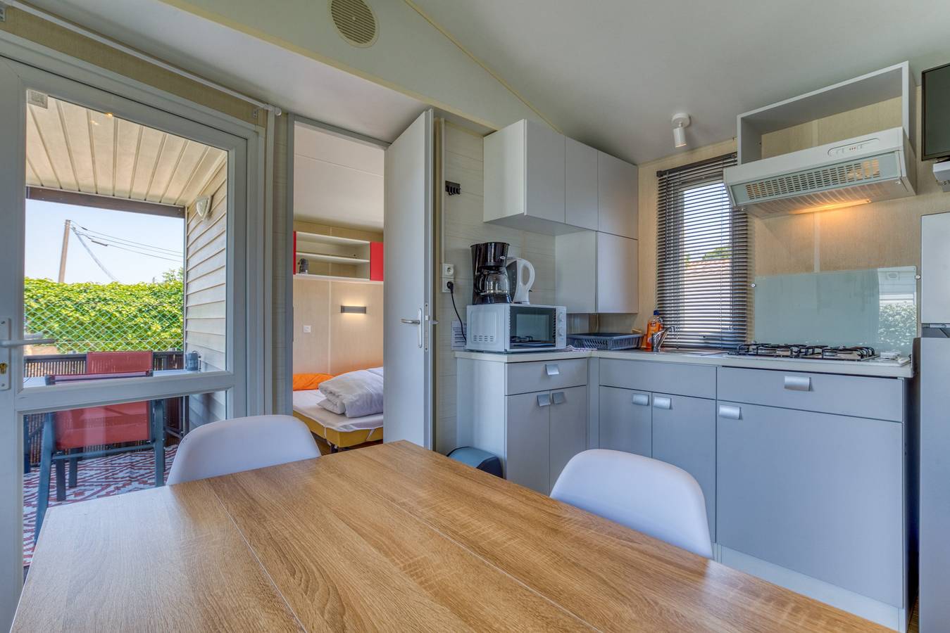 Le Navyko – Sea & Lake View, A/C, Wi-Fi – Pets Stay Free in Marseillan, Mediterranean Coast (France)