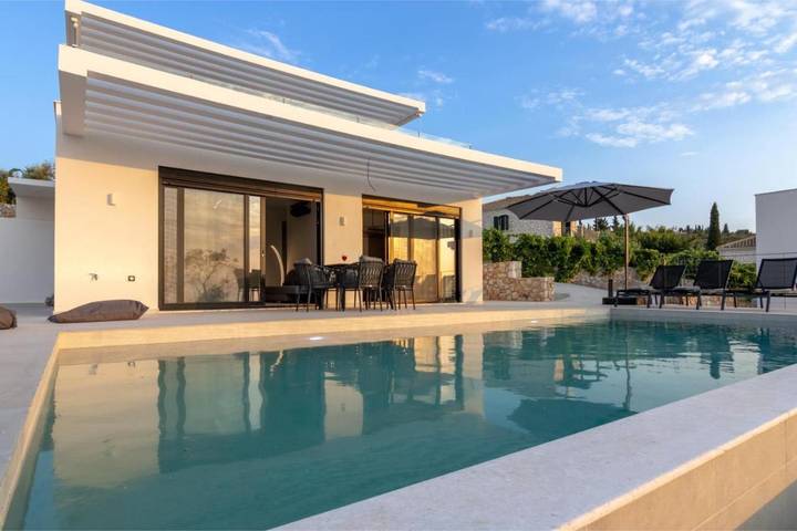 Villa für 6 Personen, mit Whirlpool und Sauna sowie Garten auf Lefkada - 4