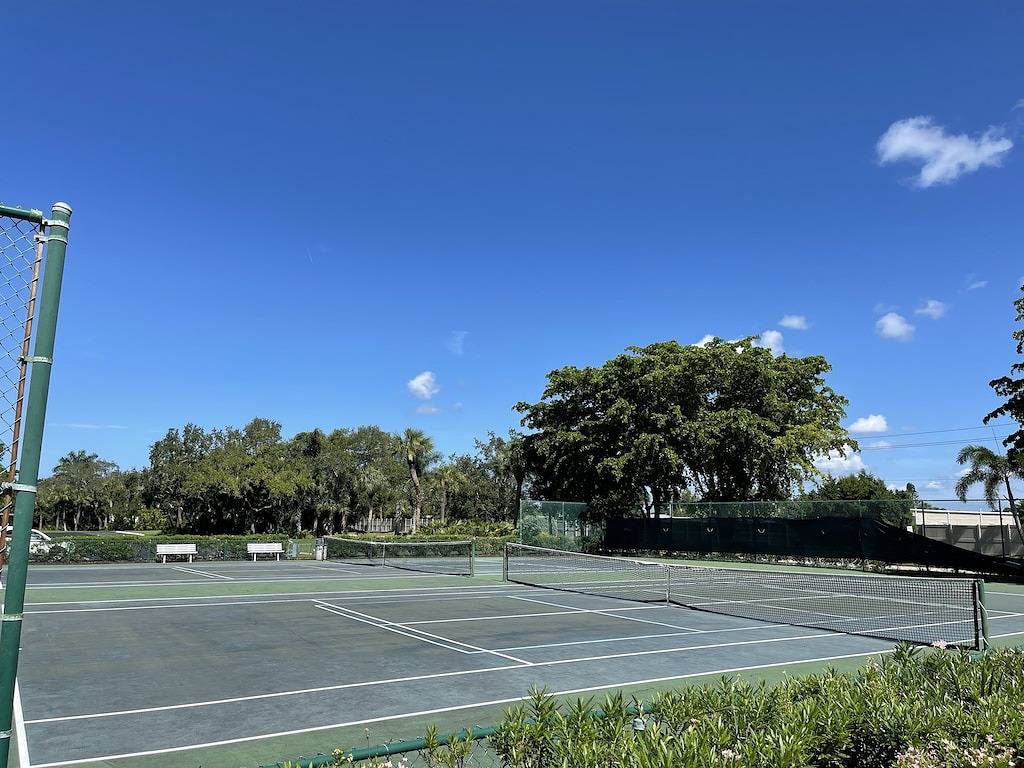 Ganze Wohnung, Kelly Greens Golf & Country Club! 1st Floor Renovated in Iona, Southwest Florida