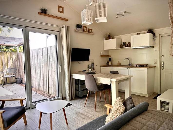 Ferienwohnung für 2 Personen, mit Terrasse und Garten sowie Ausblick in Dirkshorn - 4