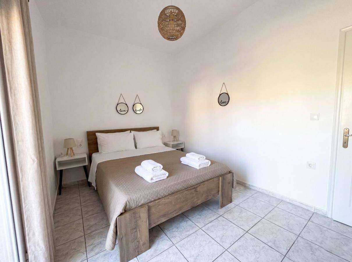 Ganze Wohnung, Seafront & Sea View - Near Sand - Dionysiasea 6 in Iraklio-Heraklion und Umgebung