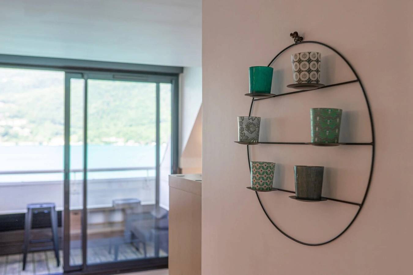 Appartement de vacances entier, Balcon sur le lac, charmant T3 avec vue spectaculaire in Duingt, Bauges