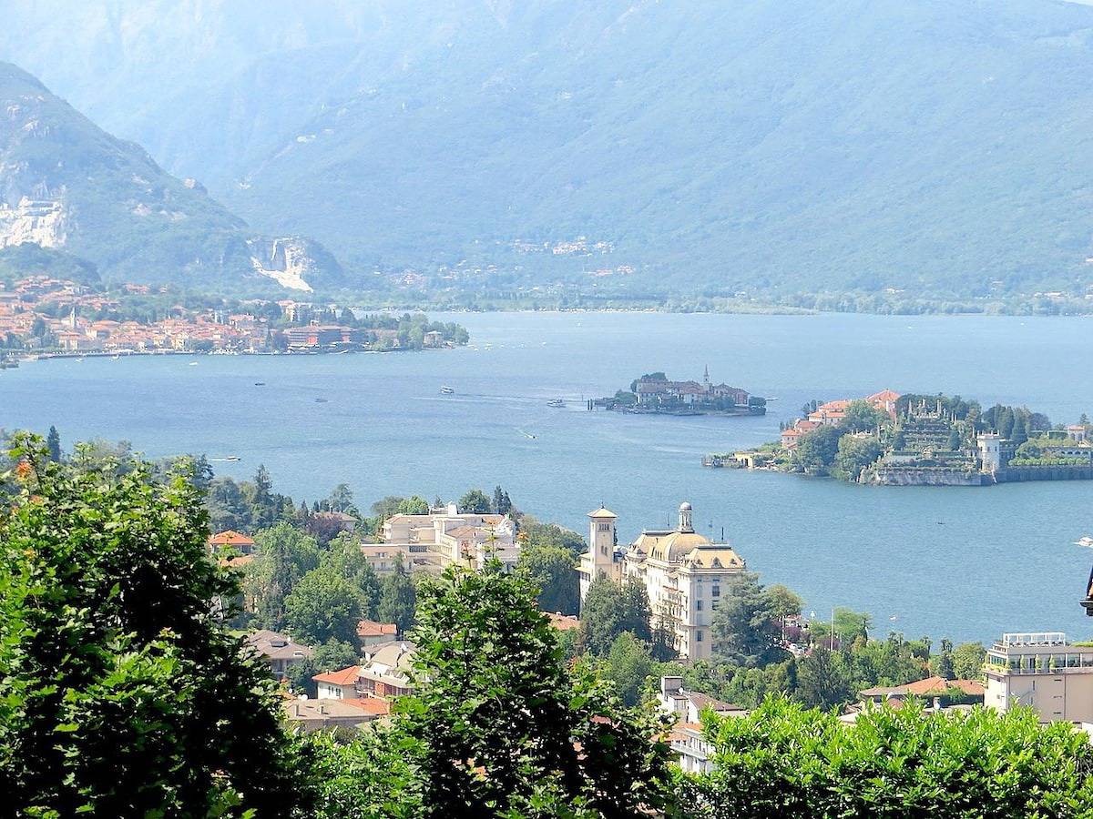 Apartamento entero, Africa apartment over Stresa with lake view in Stresa, Comune di Stresa